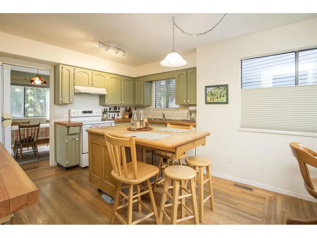 8108 118a Street, Delta