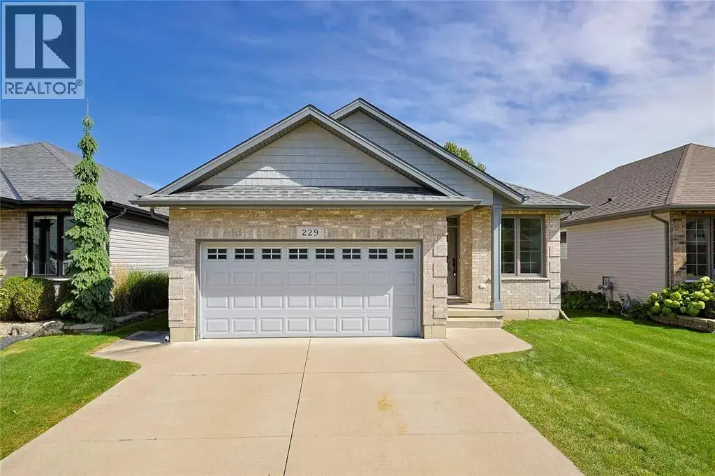 229 Meadowlark Lane, Sarnia