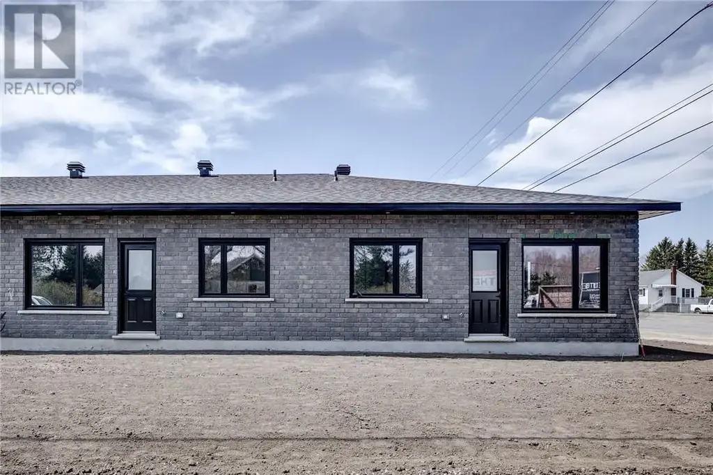 105 Notre Dame Street, Azilda