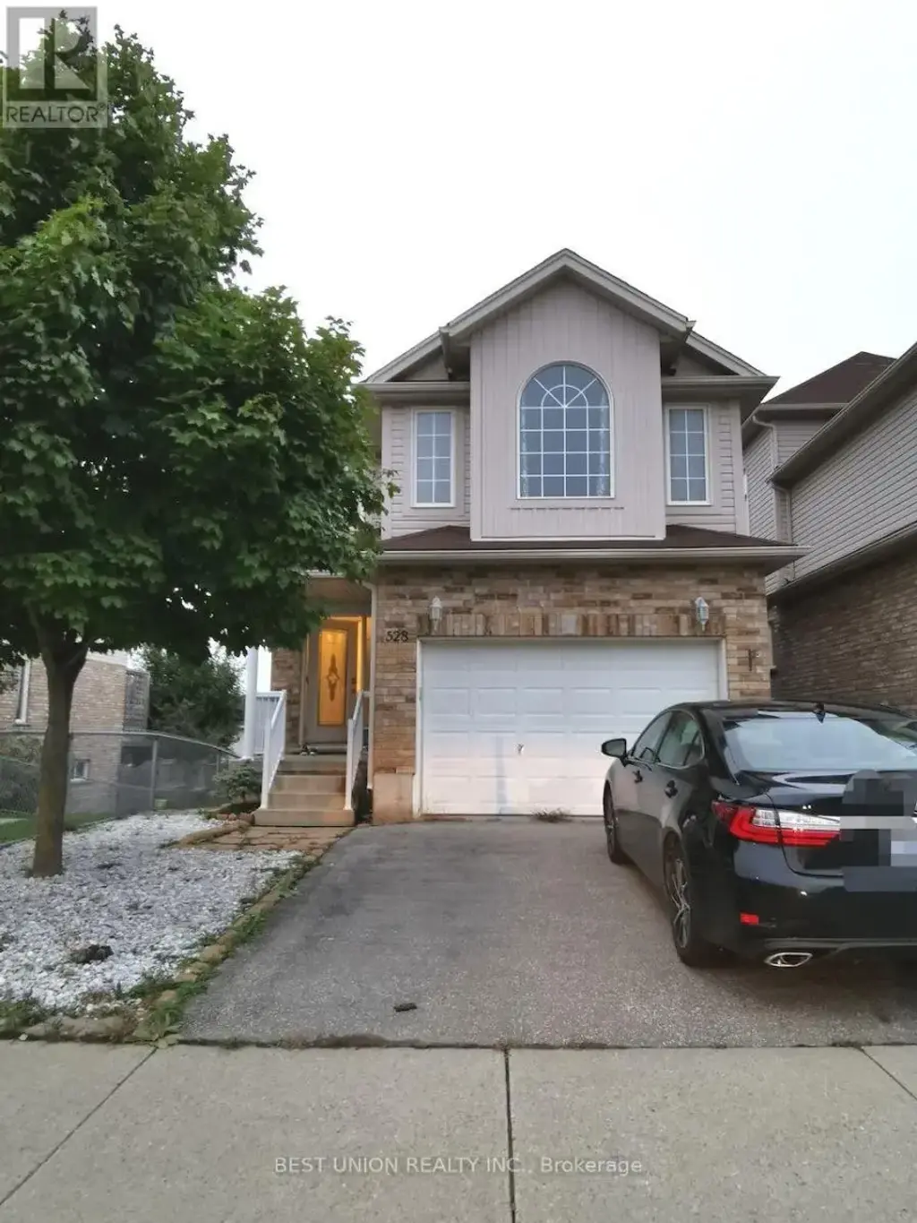 528 Activa Avenue, Kitchener