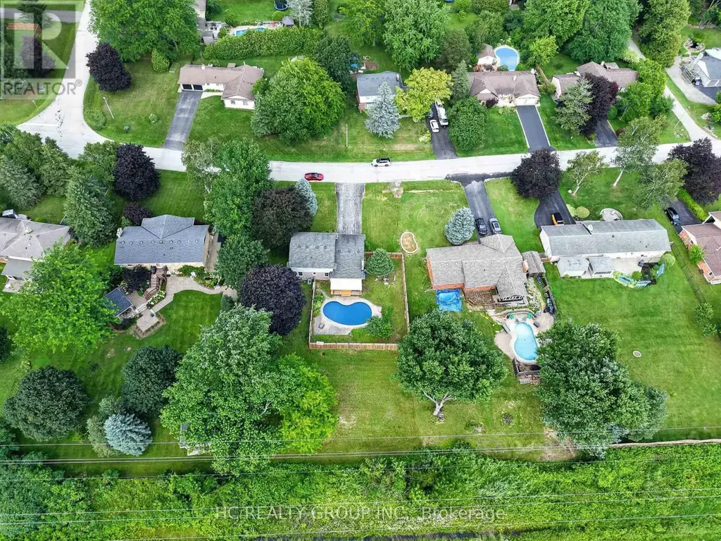 22 Fireside Drive, Hamilton (Freelton)