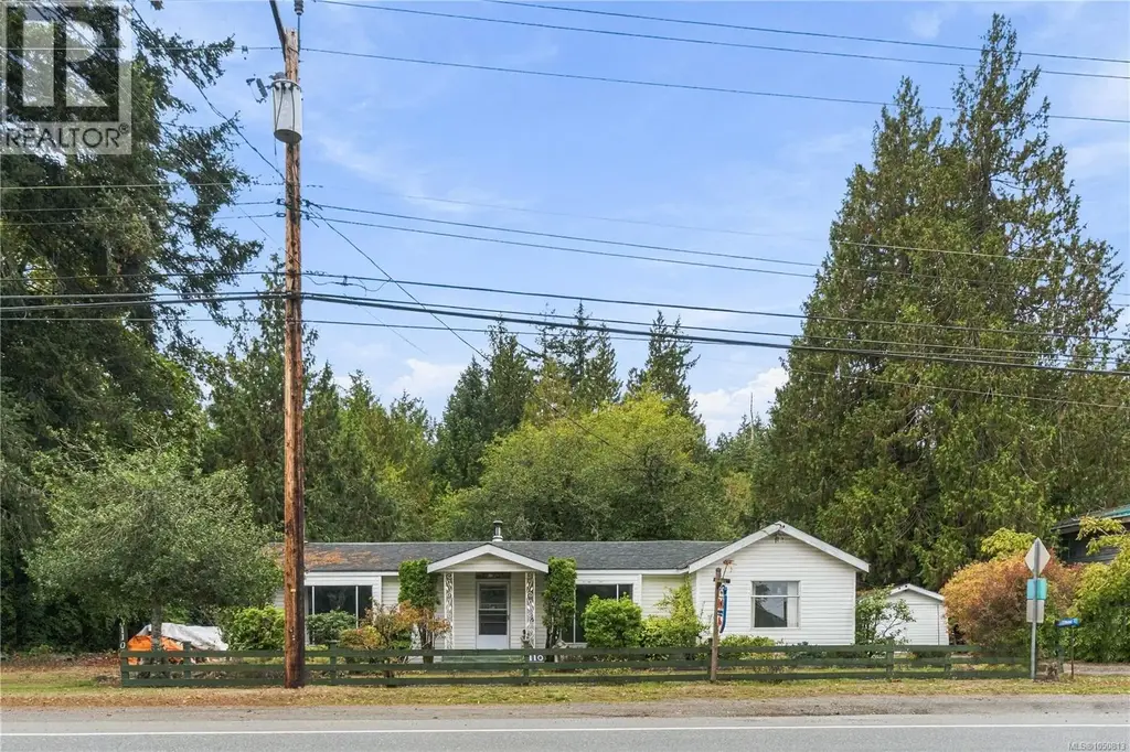 6110 Island Hwy W, Qualicum Beach