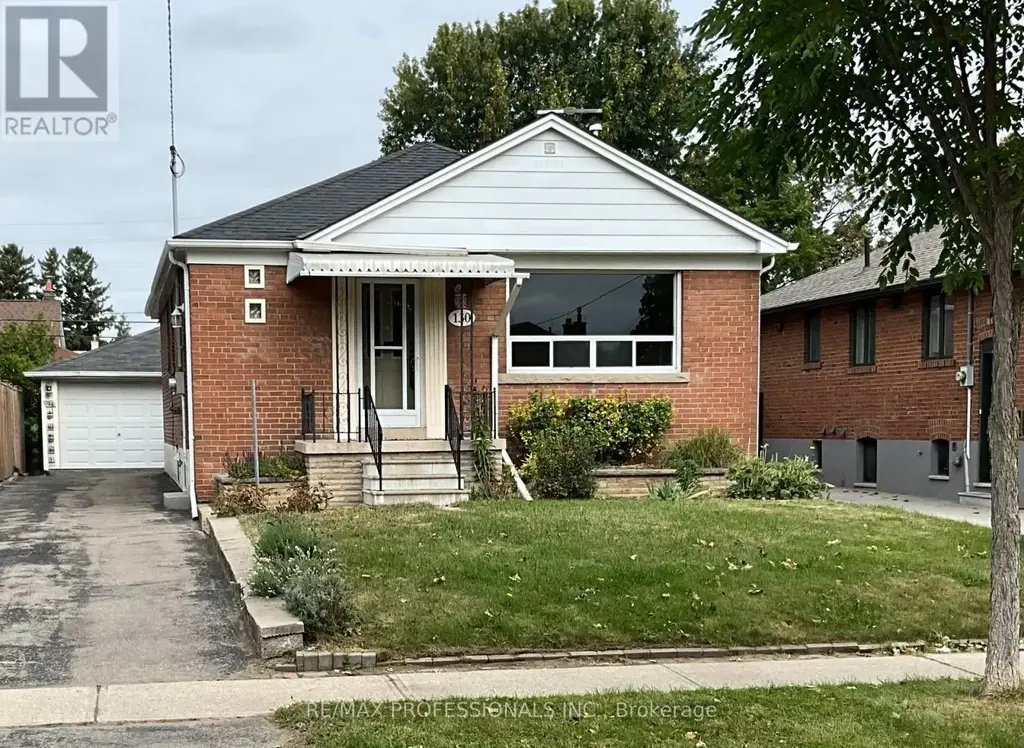 130 Yorkview Drive, Toronto (Stonegate-Queensway)