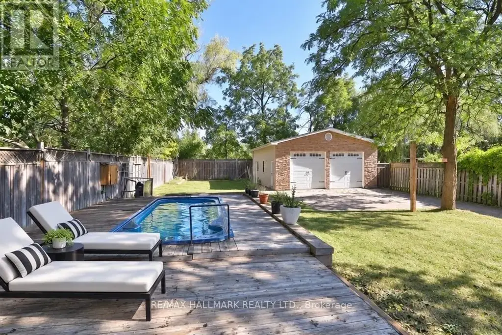 11 Brookside Drive, Mississauga (Streetsville)