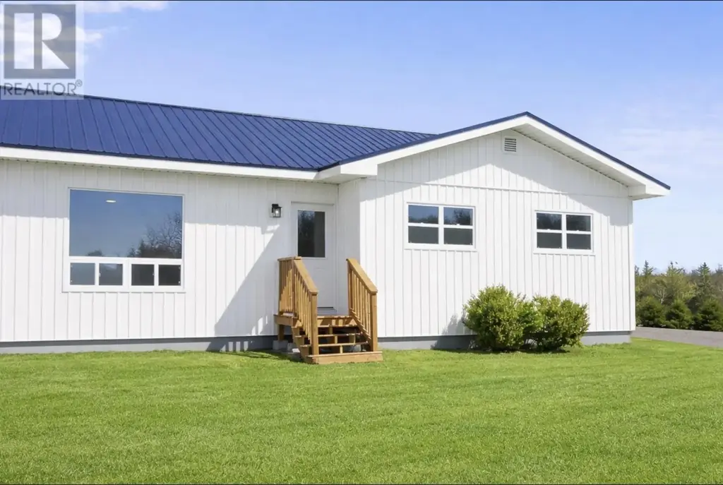 1956 Bear River Road, St Margaret