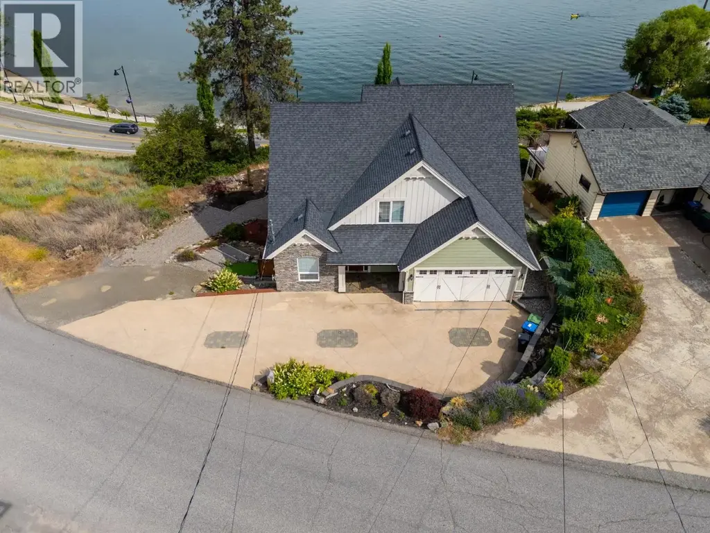 3869 Angus Drive, West Kelowna