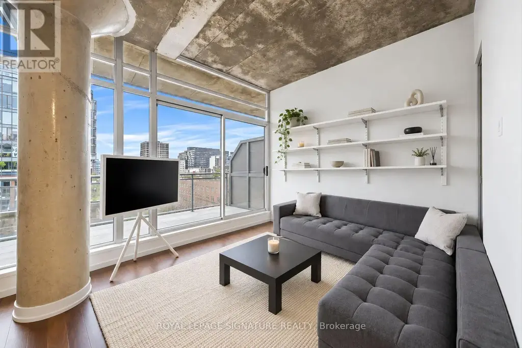 807 - 66 Portland Street, Toronto (Waterfront Communities)
