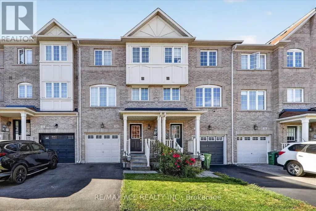 14 Pilkington Drive, Toronto (Clairlea-Birchmount)