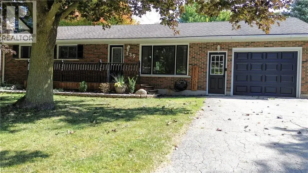 135 Queen Street S, Atwood
