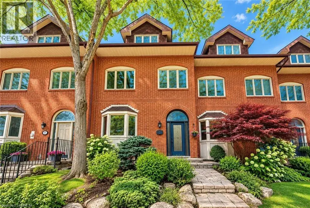 45 Tradewind Drive, Oakville