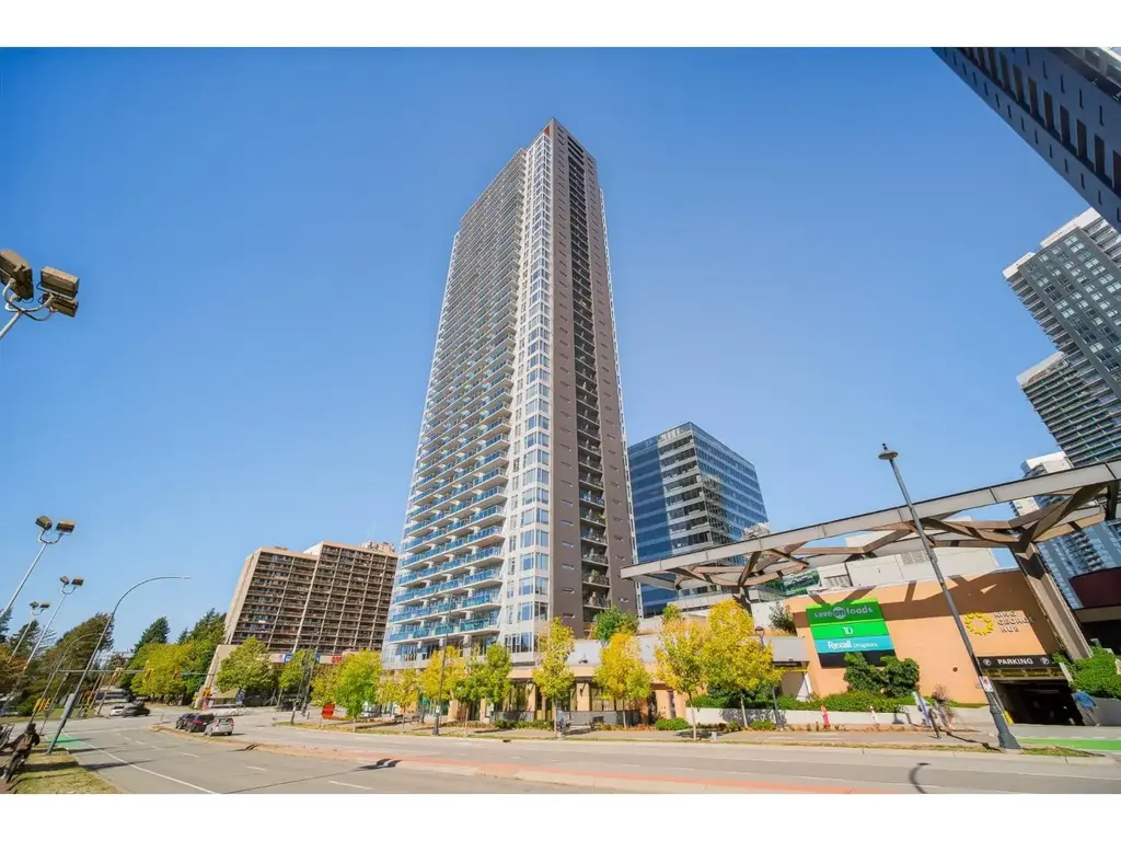 3908 13615 Fraser Highway, Surrey