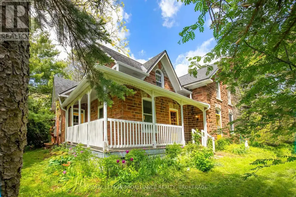 2345 Hughes Road, Kingston (City North of 401)