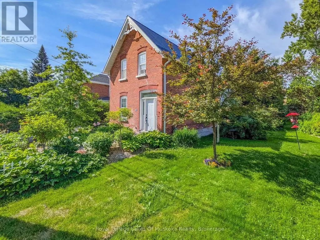 212 James Street, Bracebridge