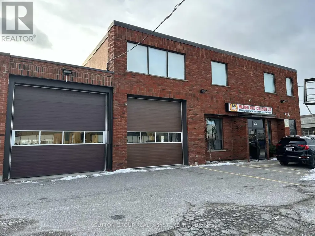 25 Milford Avenue, Toronto (Brookhaven-Amesbury)