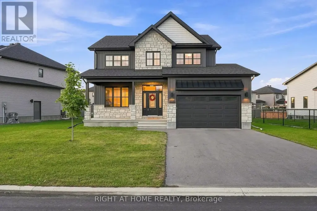 1334 Fribourg Street, Russell