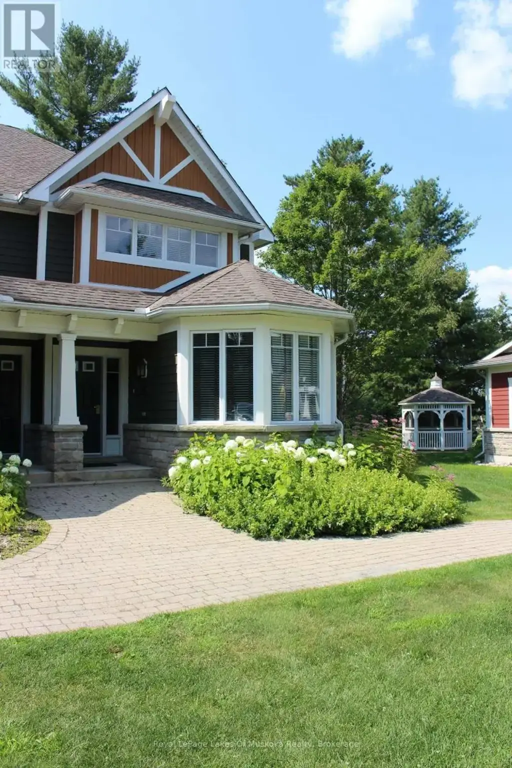 V 14 W 3 - 1020 Birch Glen Road, Lake of Bays (Mclean)
