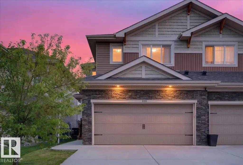 100 Meadowland Cr, Spruce Grove