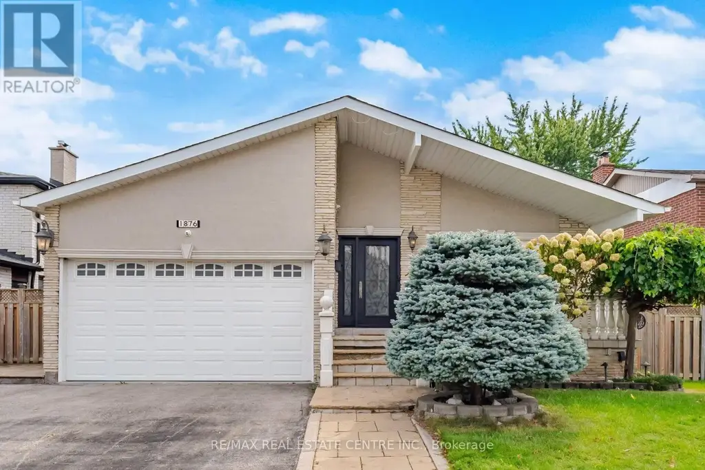 1876 Bough Beeches Boulevard, Mississauga (Rathwood)