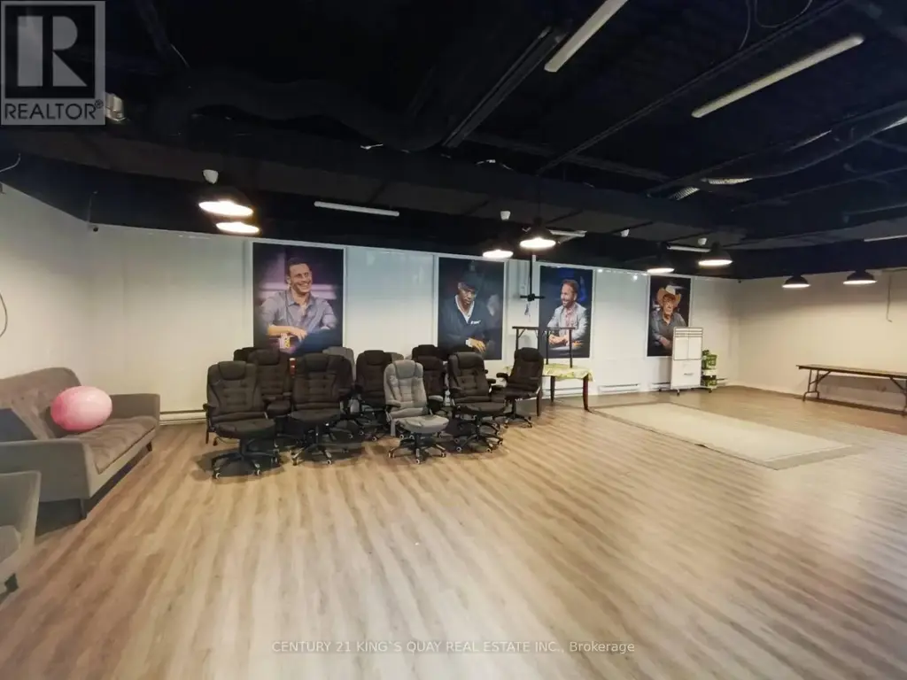 212 - 3459 Sheppard Avenue E, Toronto (Tam O'Shanter-Sullivan)