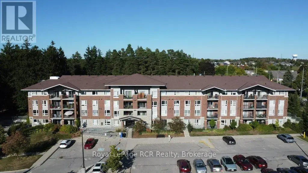 214 - 645 St David Street S, Centre Wellington (Fergus)
