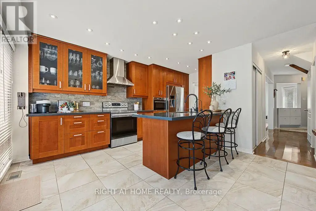 3829 Craighurst Avenue, Mississauga (Lisgar)
