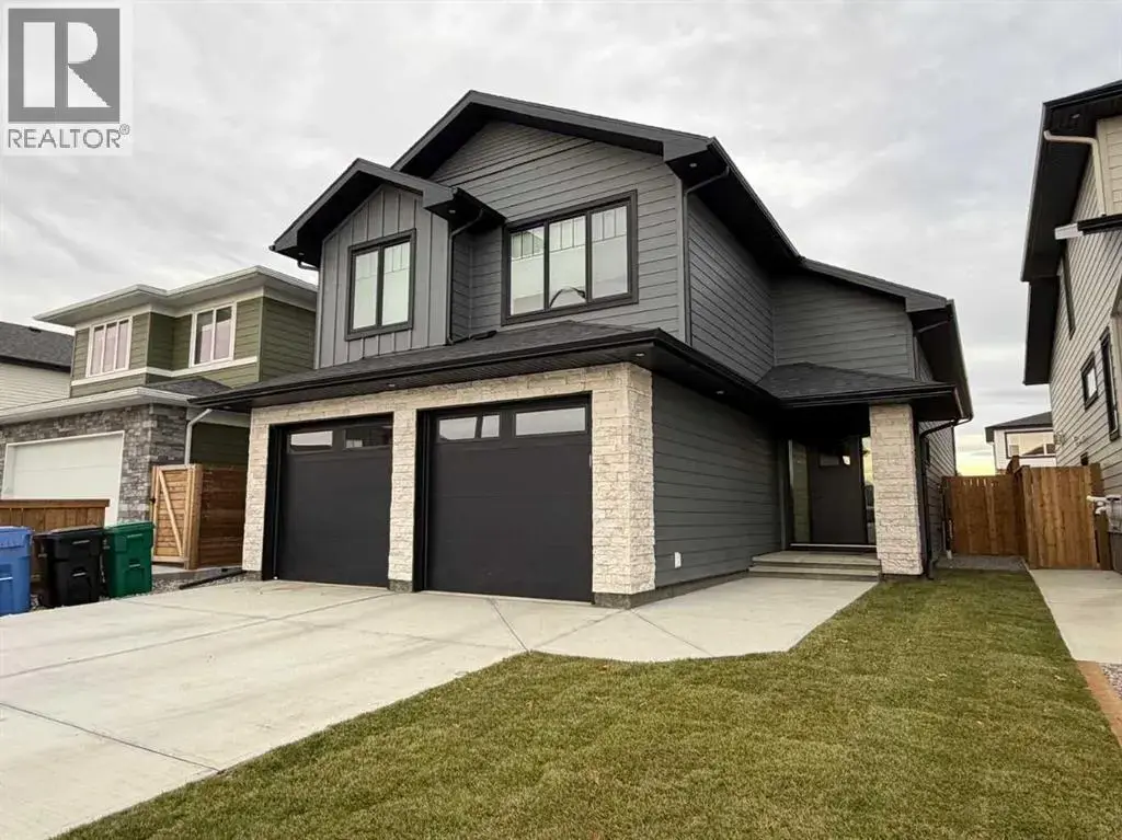 541 Riverhills Way W, Lethbridge