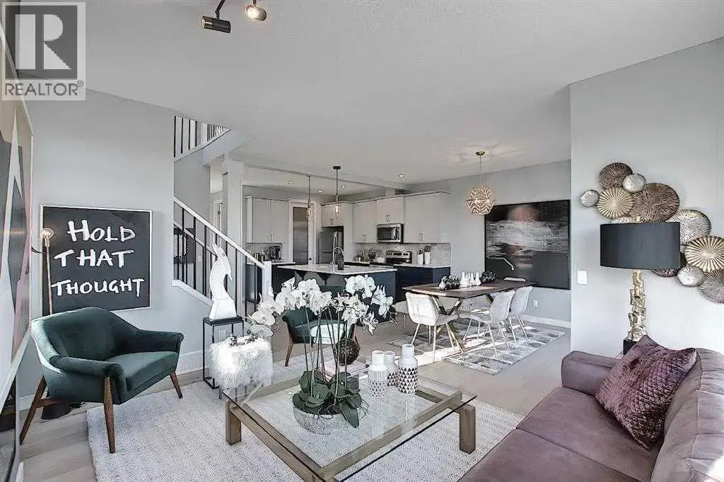 39 Waterford Mews, Chestermere