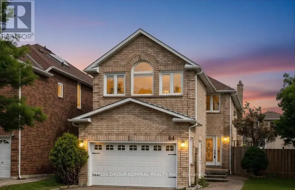 64 Leno Mills Avenue, Richmond Hill (Devonsleigh)