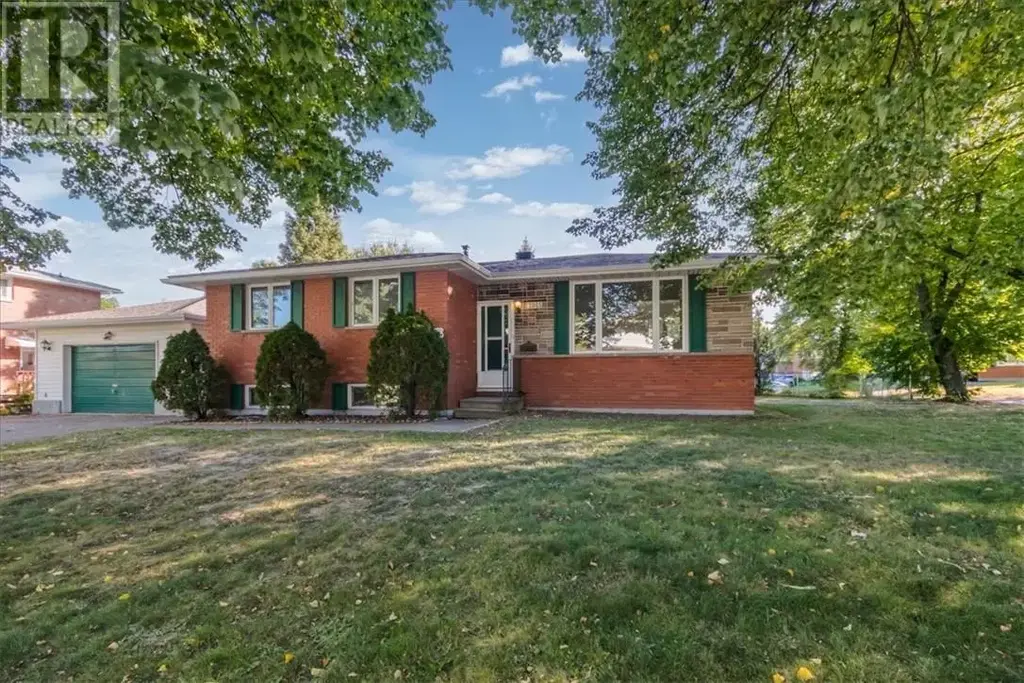 2015 Elderwood Drive, Sudbury