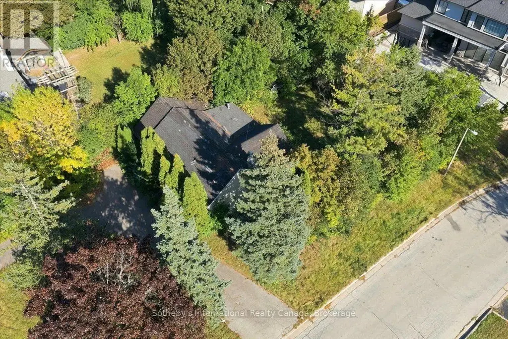 1428 Rebecca Street, Oakville (SW Southwest)
