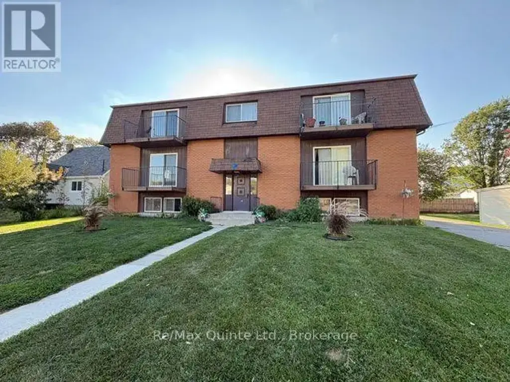 3 - 49 Oxford Road, Quinte West (Frankford Ward)