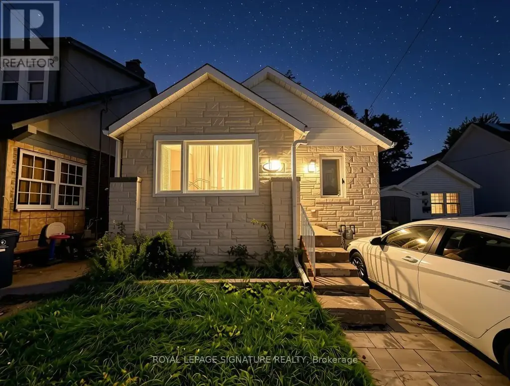 Bsmt - 118 Harding Boulevard, Toronto (Birchcliffe-Cliffside)