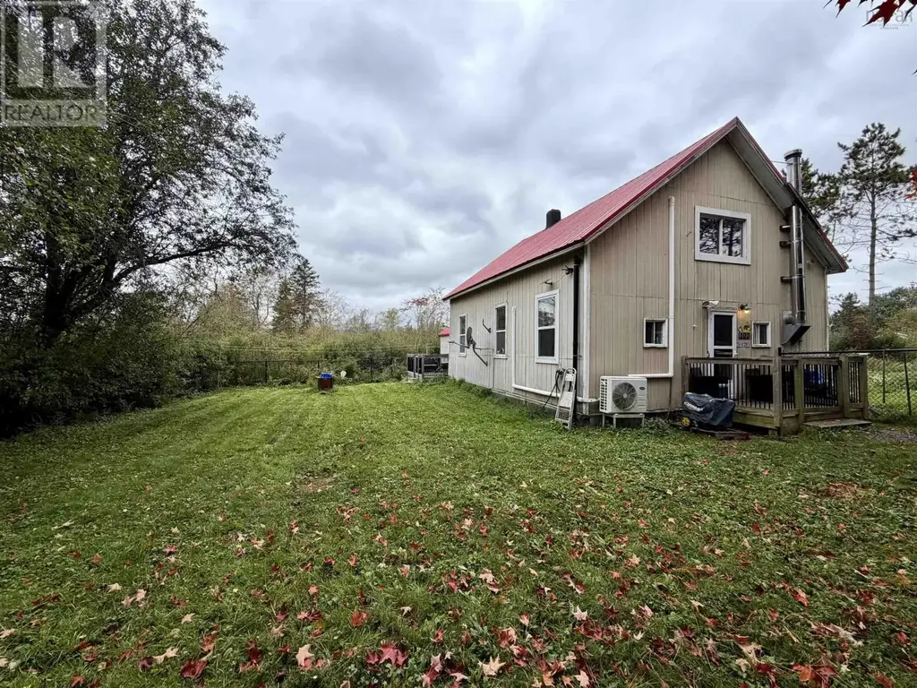 107 Upper Pembroke Road, Pembroke
