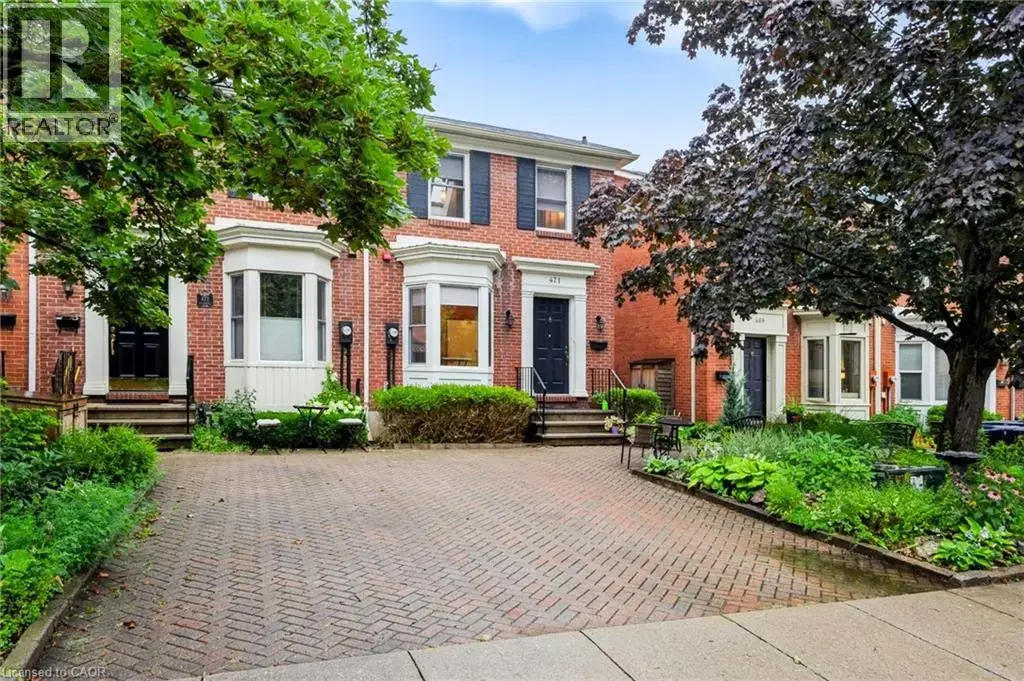 471 Blathwayte Lane, Burlington