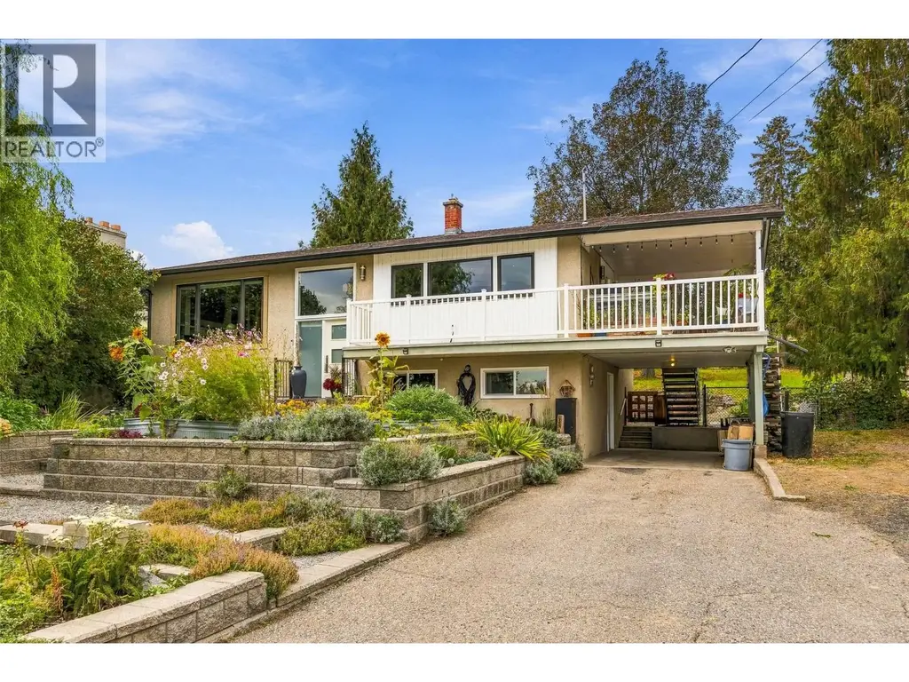 2350 Thacker Drive, West Kelowna