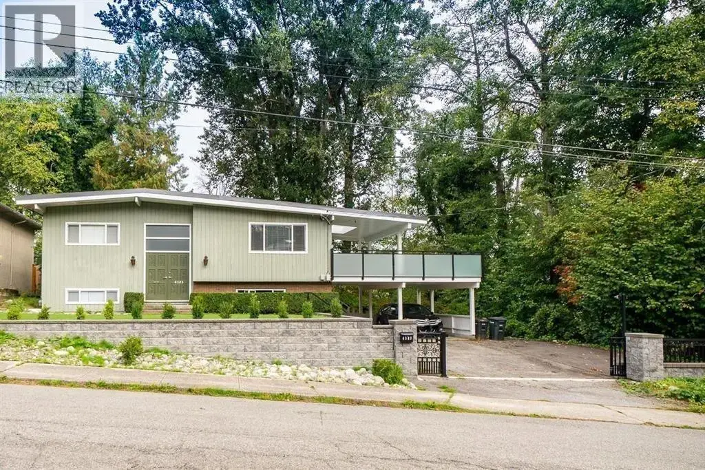 4383 Pinewood Crescent, Burnaby