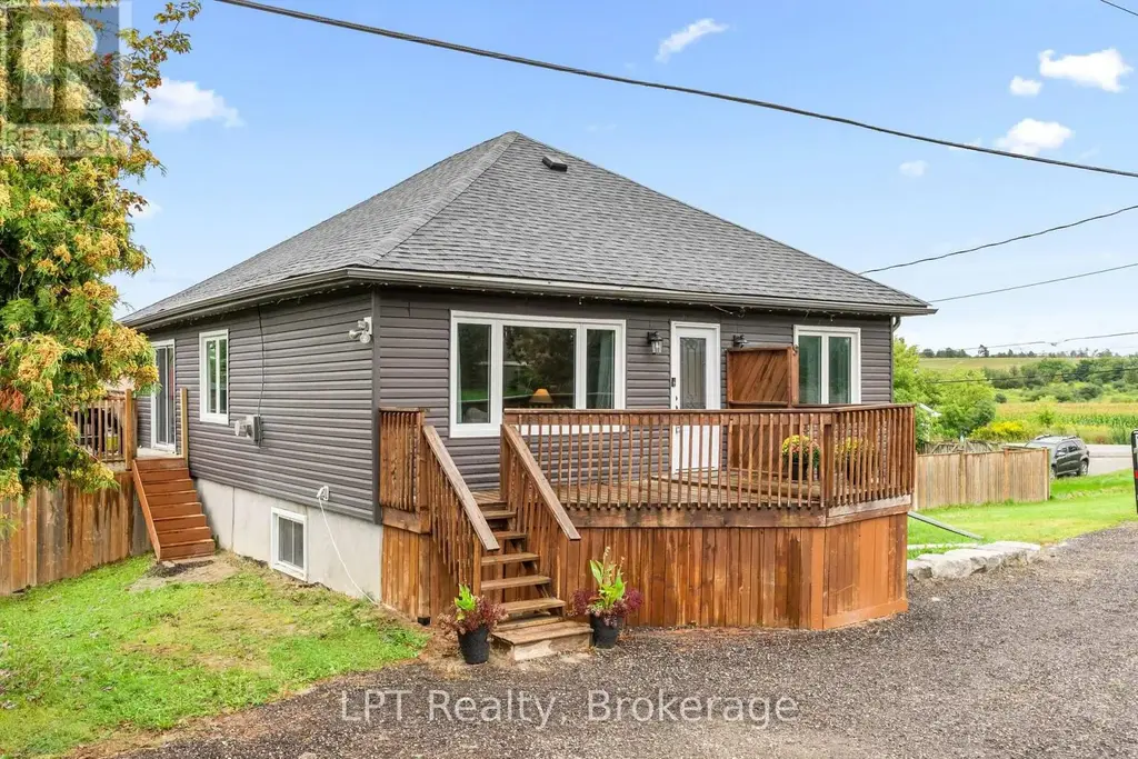 9 Lakeview Avenue, Scugog