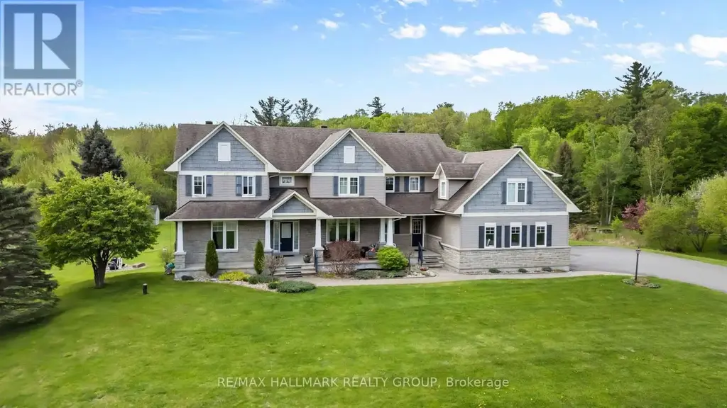 137 Goodman Drive, Ottawa