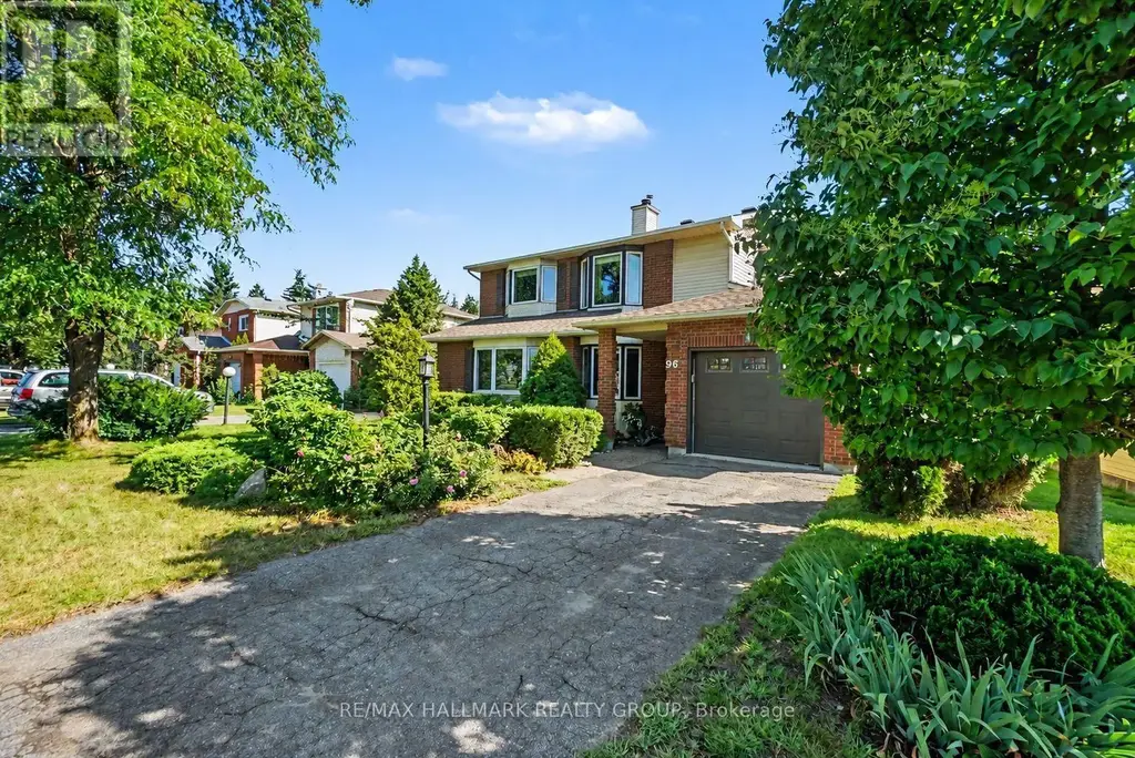 96 Pheasant Run Drive, Ottawa