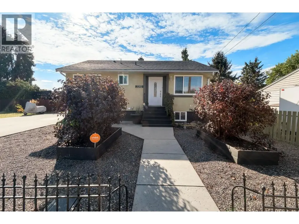 2202 42 Avenue, Vernon