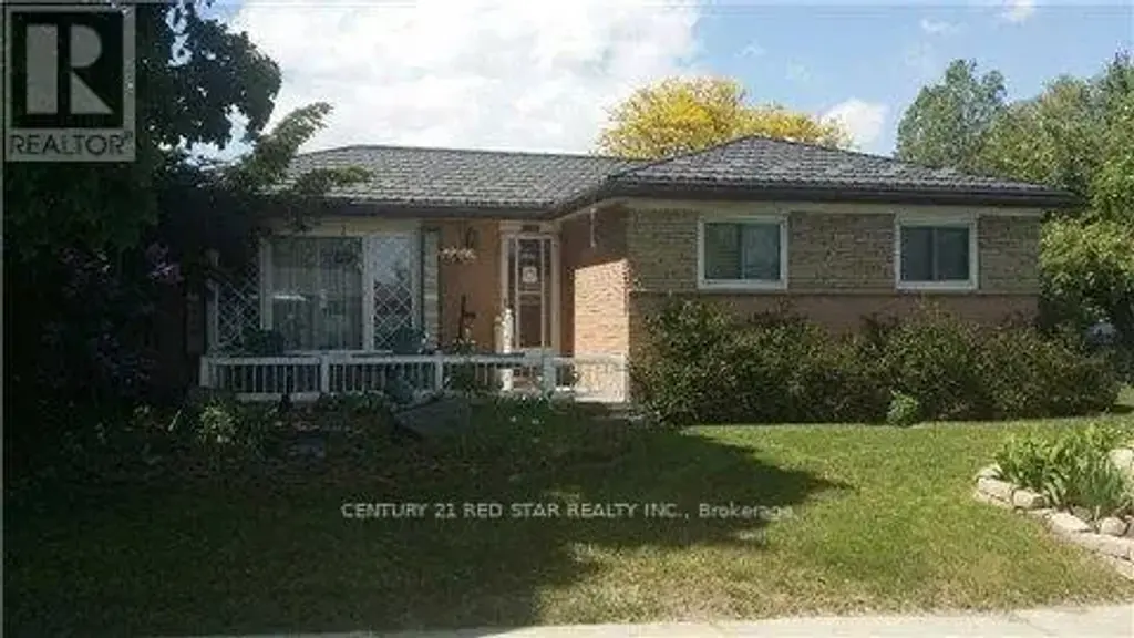 5 Birchbank Road, Brampton (Avondale)