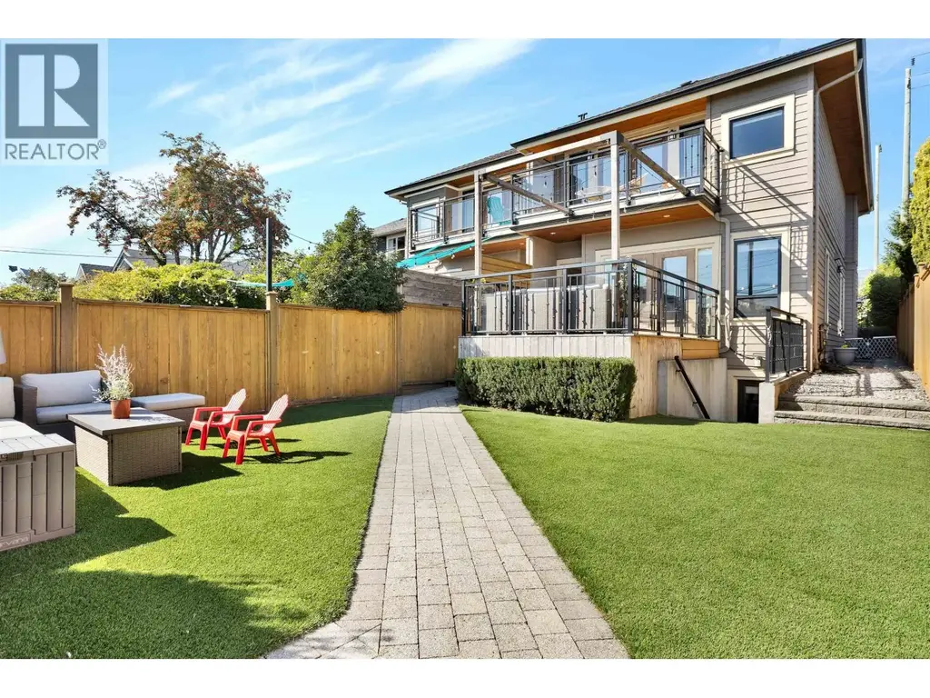 545 E 4th Street, North Vancouver