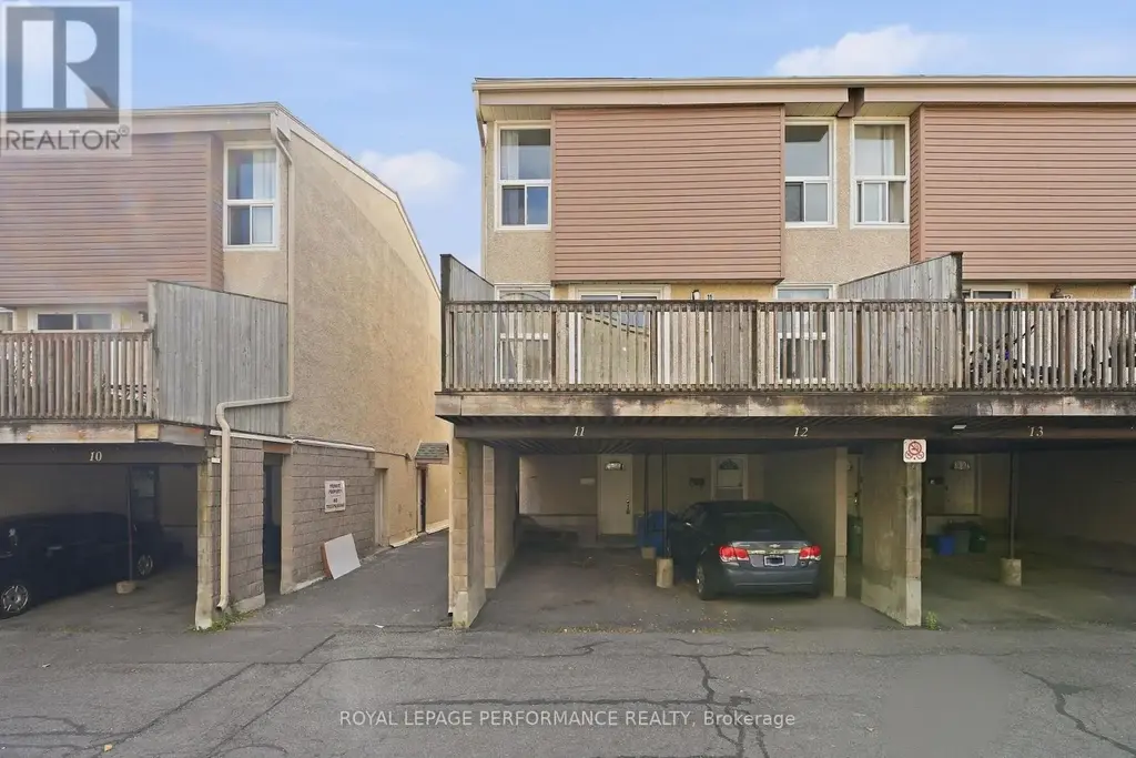11 - 3415 Uplands Drive, Ottawa