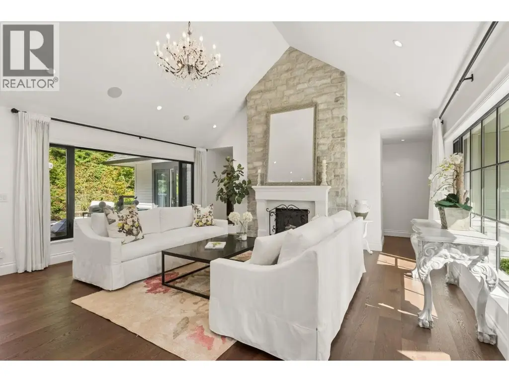 435 Macbeth Crescent, West Vancouver