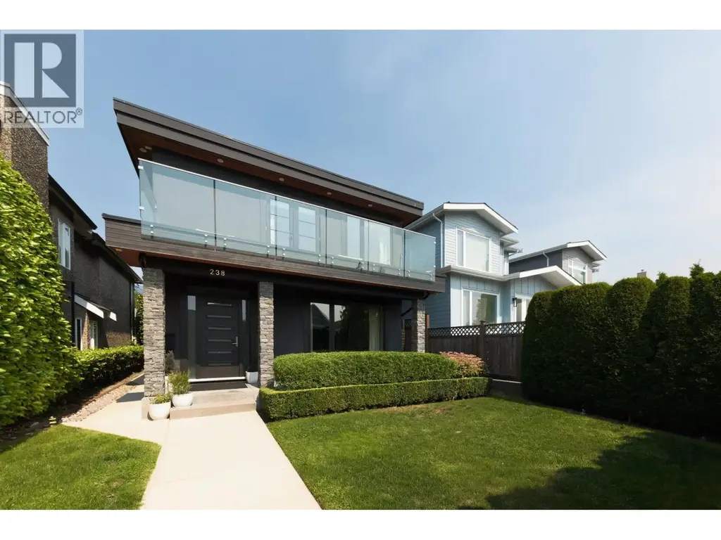 238 E 19th Street, North Vancouver