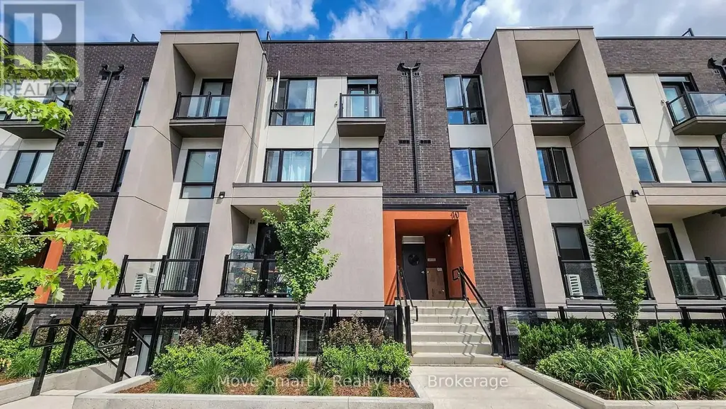 8 - 10 Marquette Avenue, Toronto (Englemount-Lawrence)