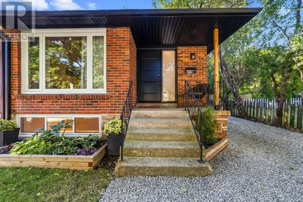 1200 Ingledene Drive, Oakville (FA Falgarwood)