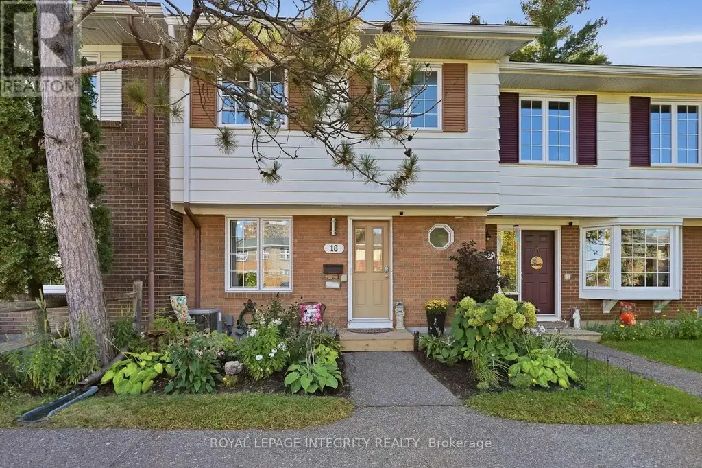 18 Greenbank Road S, Ottawa