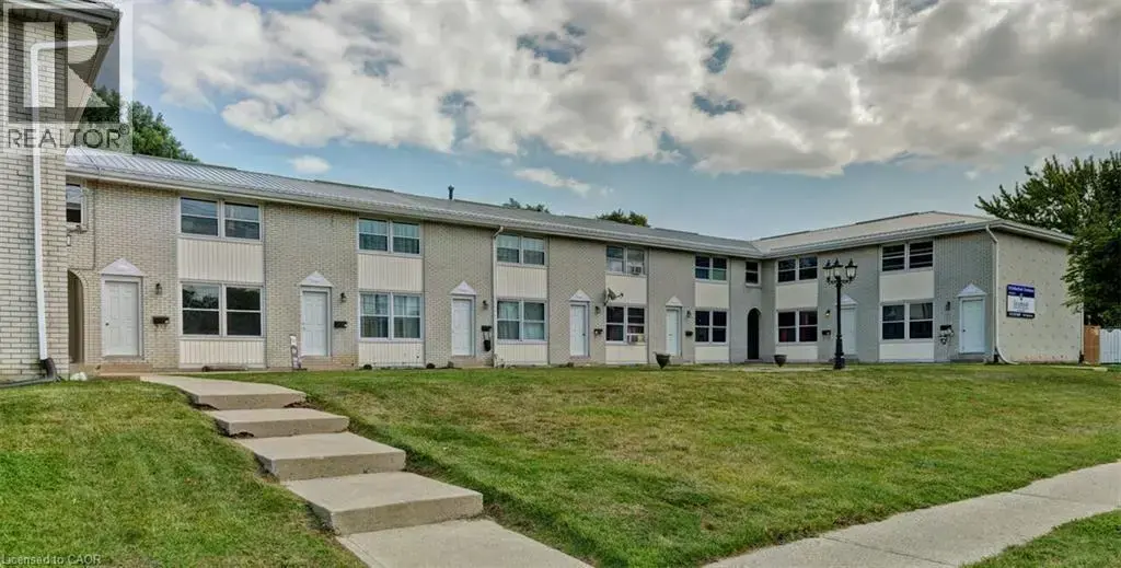 730 N Indian Road N, Sarnia