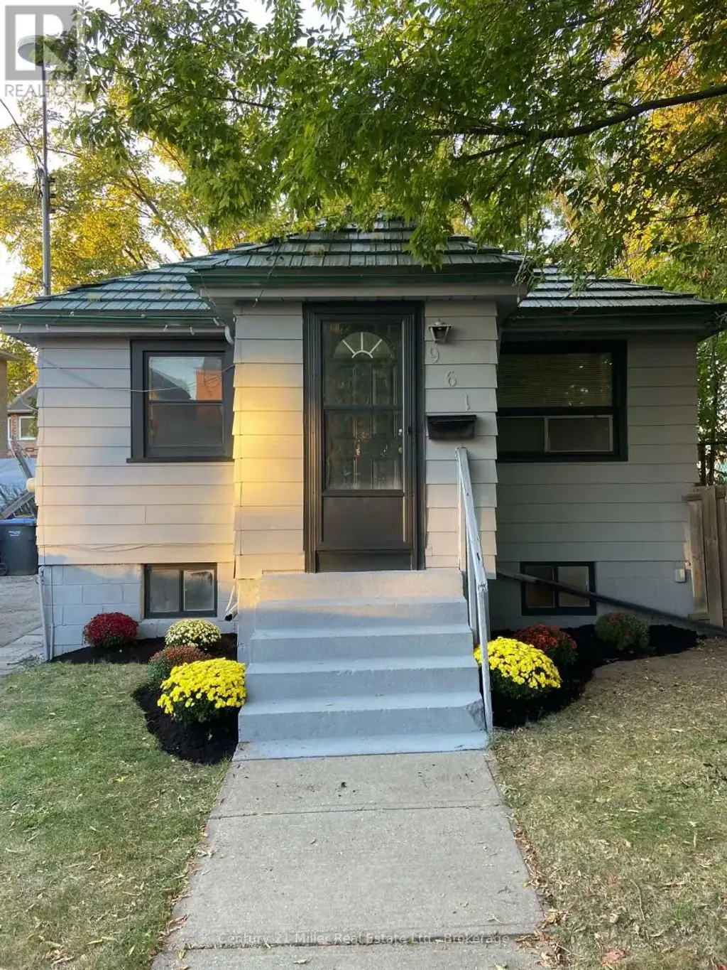 961 Ninth Street, Mississauga (Lakeview)